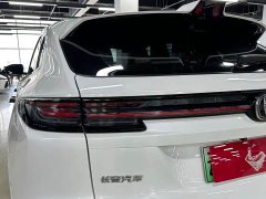 Changan UNI-K iDD 130km 1.5T Premium Version - фото 16