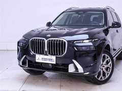 BMW X7 xDrive40i Luxury Package - фото 3