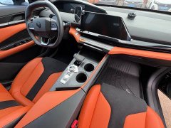 Changan UNI-V 1.5T Edition - фото 11