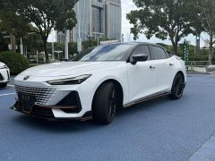 Changan UNI-V 1.5T Deluxe Version - фото 1