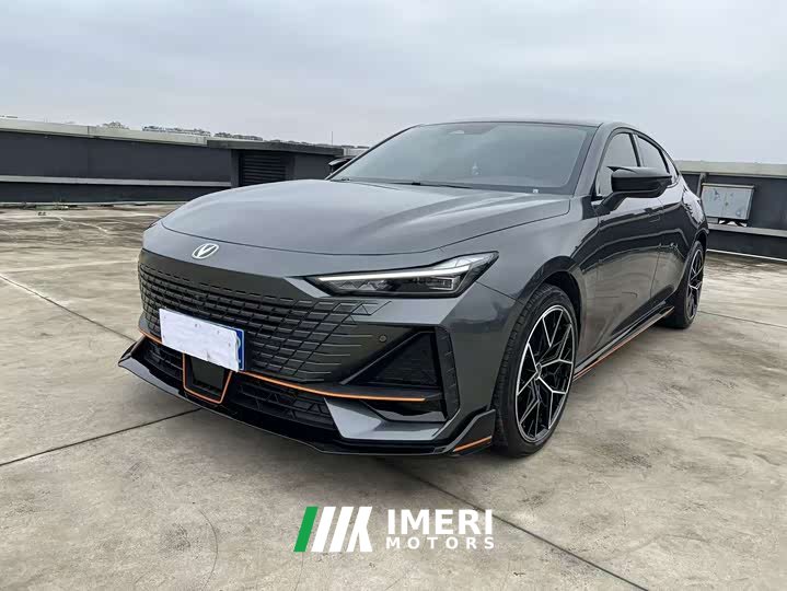 Changan UNI-V 1.5T Edition - автомобиль из Китая