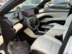 BYD 01 Max - фото 3