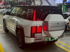 Yangwang U8 Luxury Edition - фото 4