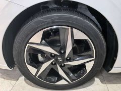 Audi 1.5L CVT LUXPremium Edition - фото 11