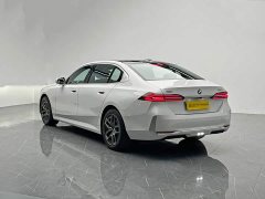 BMW 5 530Li Version Luxury - фото 4