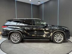 Toyota Highlander 2022 dual engine 2.5L four-wheel drive premium version 7 seats - фото 4