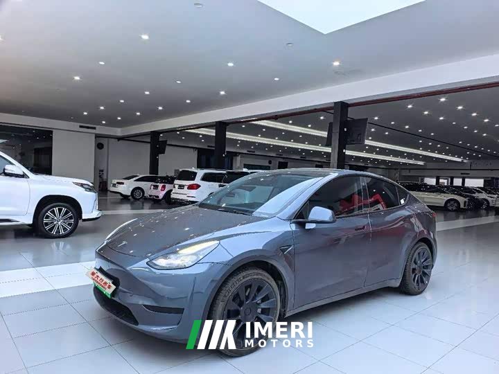 Tesla Model Y Edition