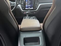 Volvo XC60 T5 four-wheel drive Zhiyi Luxury Edition - фото 10