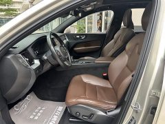 Volvo XC60 T5 four-wheel drive Zhiyi Luxury Edition - фото 14