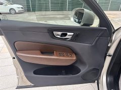 Volvo XC60 T5 four-wheel drive Zhiyi Luxury Edition - фото 15