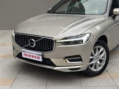 Volvo XC60 T5 four-wheel drive Zhiyi Luxury Edition - фото 2