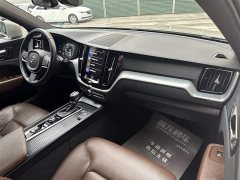 Volvo XC60 T5 four-wheel drive Zhiyi Luxury Edition - фото 6