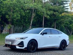 Changan UNI-V 1.5T Edition - фото 1