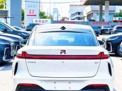 Lynk & Co R7 Edition - фото 4