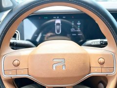 Lynk & Co R7 Edition - фото 7