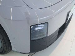 Li Auto MEGA Ultra Edition - фото 6
