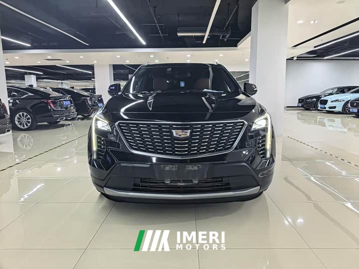 Cadillac XT4 28T 2WDLuxury Version
