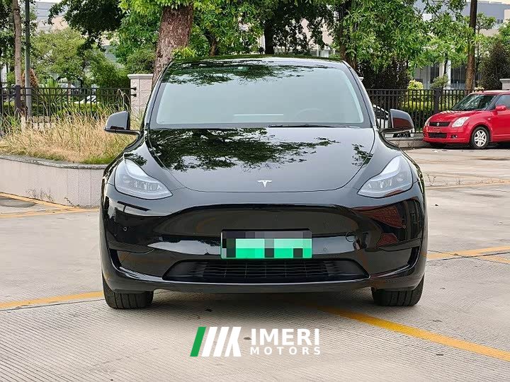 Tesla Model Y Edition