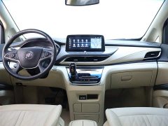 Buick GL8 facelift land business class luxury - фото 13