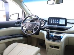 Buick GL8 facelift land business class luxury - фото 14