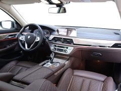 BMW 7 Series 2021 740Li Leading Luxury Package - фото 19
