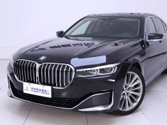 BMW 7 Series 2021 740Li Leading Luxury Package - фото 3