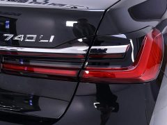 BMW 7 Series 2021 740Li Leading Luxury Package - фото 9