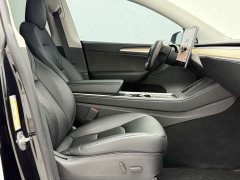 Tesla Model Y Edition - фото 16