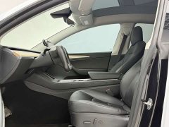 Tesla Model Y Edition - фото 5