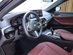 BMW 5 Series 530Li Leading M Sports Package - фото 11