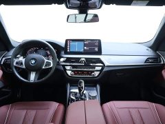 BMW 5 Series 530Li Leading M Sports Package - фото 13