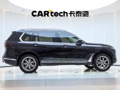 BMW X7 xDrive40i VersionLuxury - фото 4