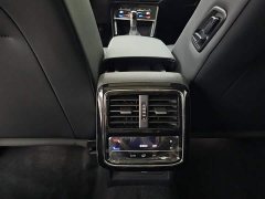 Volkswagen 380TSI Edition - фото 13