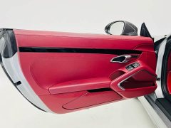 Porsche 718 Boxster T 2.0T - фото 12