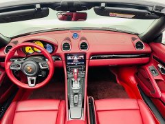 Porsche 718 Boxster T 2.0T - фото 18