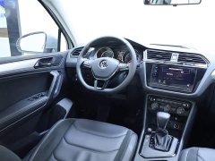 Volkswagen Tiguan L 2020 330TSI automatic two-wheel drive panoramic comfort version National VI - фото 14