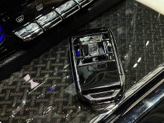 Land Rover Black Badge - фото 14