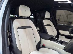 Land Rover Black Badge - фото 17
