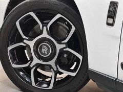 Land Rover Black Badge - фото 6