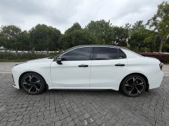 Lynk & Co 03 1.5TD DCTPro - фото 3