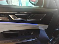 Volkswagen 380TSI AWDLuxury Edition - фото 6