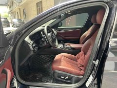 BMW 5 Series 2022 530Li Leading M Sports Package - фото 10