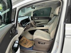 Denza D9 DM-i 970 four-wheel drive flagship - фото 5
