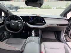 FAW EH7 640 AWD Edition - фото 4