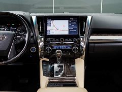 Toyota Wilfa 2020 Shuangqing 2.5L Black Gold Limited Edition - фото 16