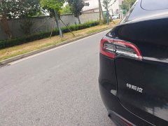 Tesla Model Y Edition - фото 14