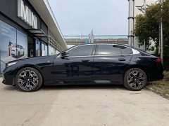 BMW 5 Series 530Li Exclusive M Sports Package - фото 3