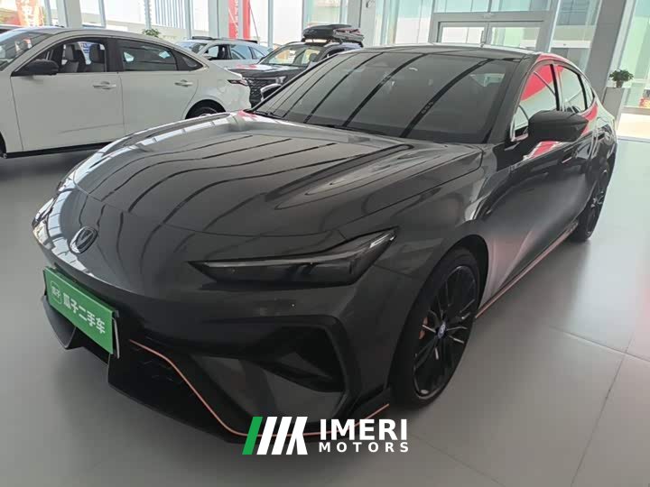 Changan UNI-V 2.0T Version - автомобиль из Китая