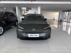Changan A05 Edition 70 Version - фото 2