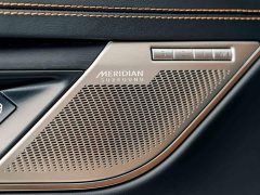 Jaguar XFL 2.0T P300 four-wheel drive flagship sports gold version - фото 19
